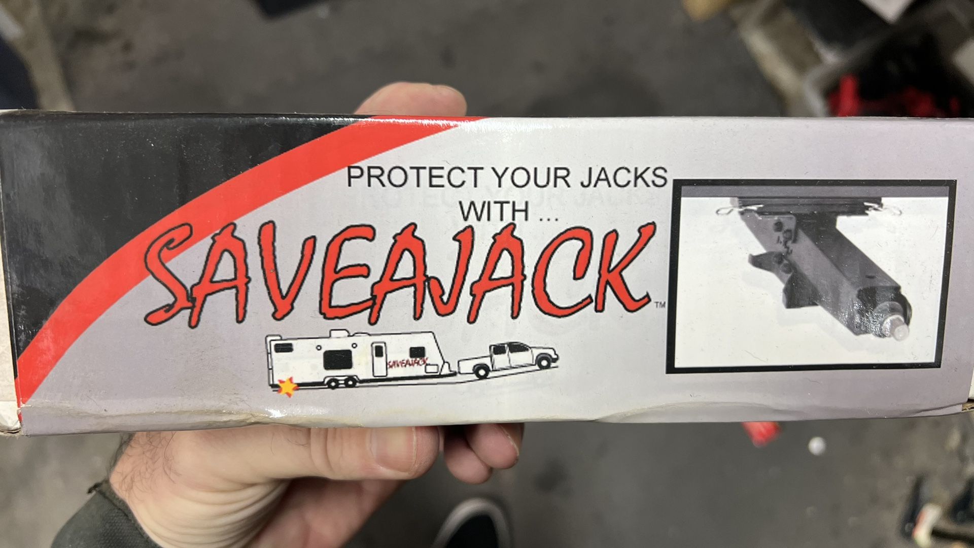 RV / Trailer Rear Scissor Jack Saver - Quick Release