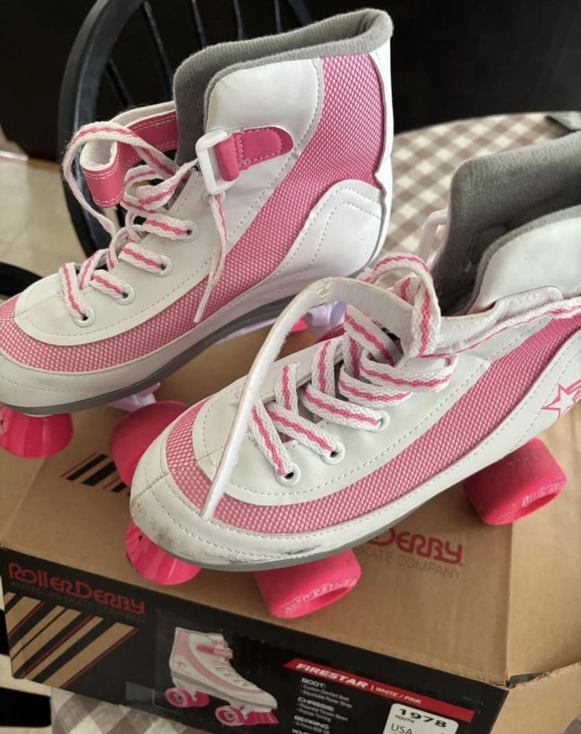 Girls’ *CUTE* Roller Skates - Barely Worn/Used