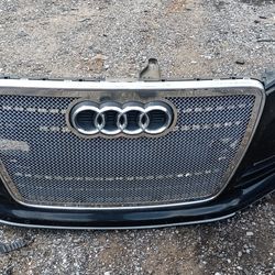 Complete Front Bumper Cover With Gillie And Everything On It For 2009/12 Audi Q7