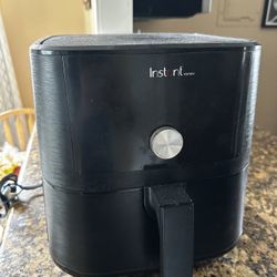 Instant Air Fryer 