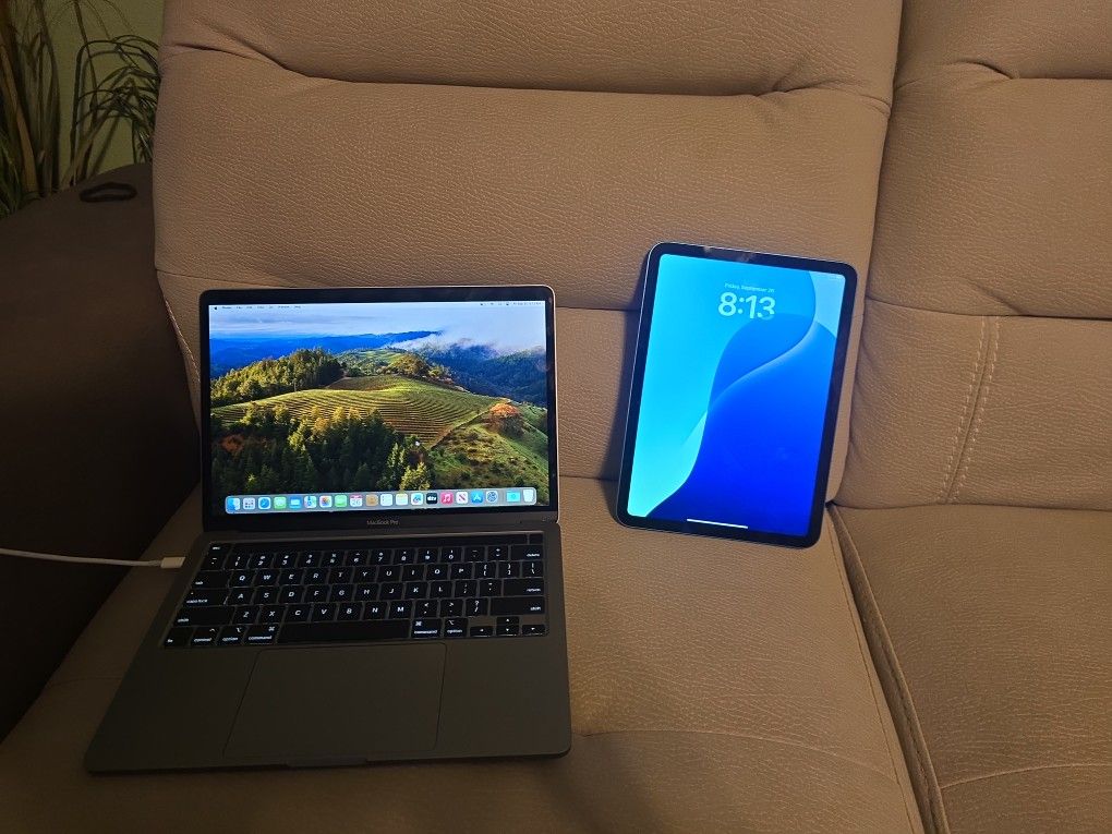 Macbook Pro AND Ipad 10th Gen