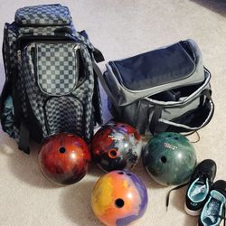 Bowling Set 4 Balls. 2 bags 1 pair Shoes