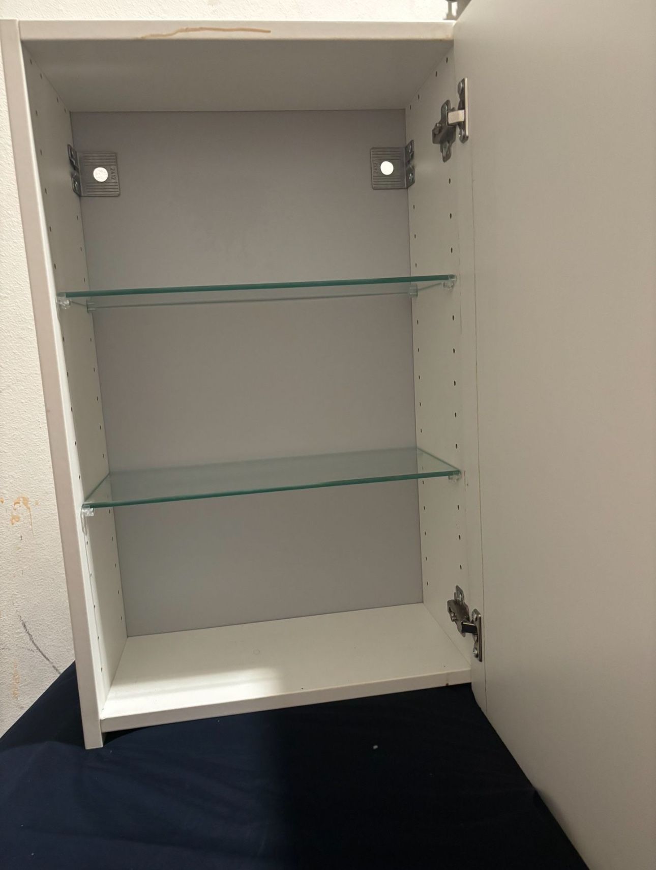 Wall/Medicine Cabinet w/2 Shelf’s  (Ikea)