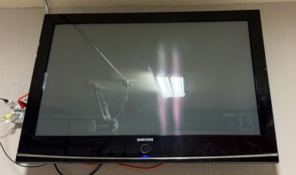 Samsung 42” plasma TVs