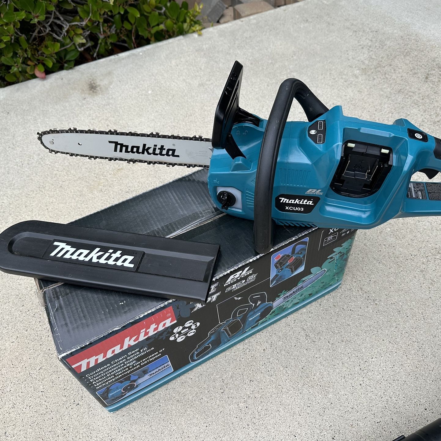 Makita XCU03Z 36V 18V X2 LXT Brushless 14 Chain Saw Tool Only for Sale in Laguna Niguel CA OfferUp