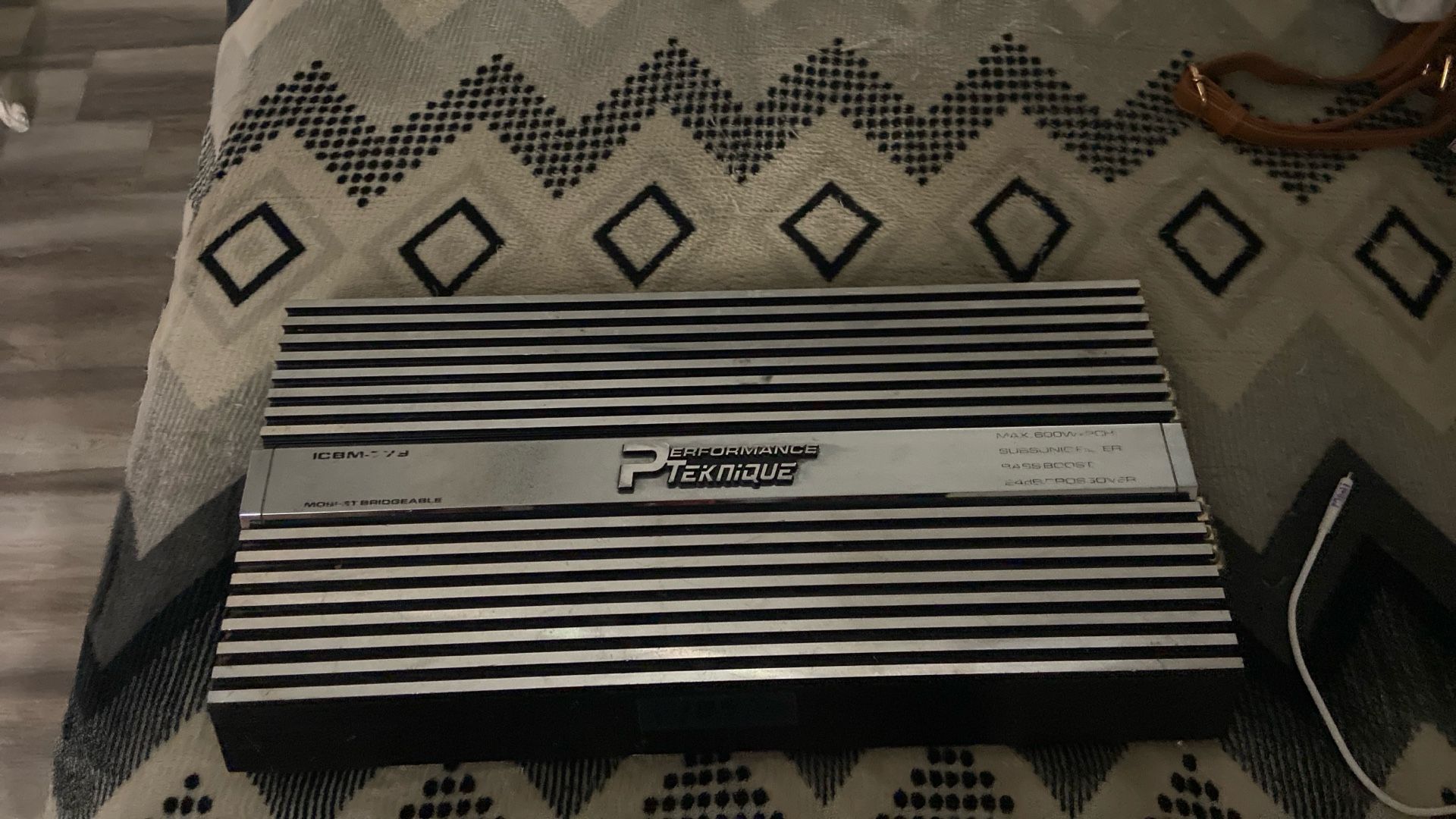 Amplifier  Performance  Teknique