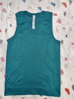 Lululemon Tank Size 2 Like New Blue