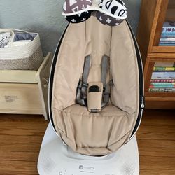 4 Moms Baby Swing - Latest Model- Sells For $270 On Amazon 