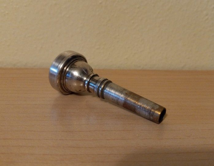 BENGE 7C $15
