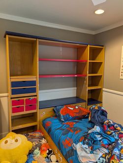 Kids trundle bed