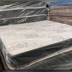 King size mattress / Colchon