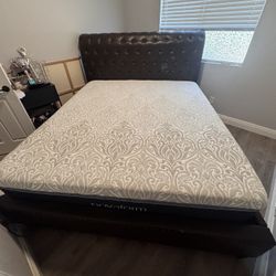 California King Novaform Memory Foam Mattress + Tufted Bed Frame Set