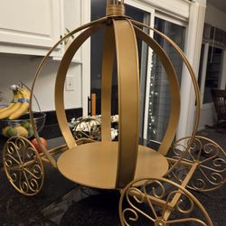 Cinderella Carriage Cake Stand 