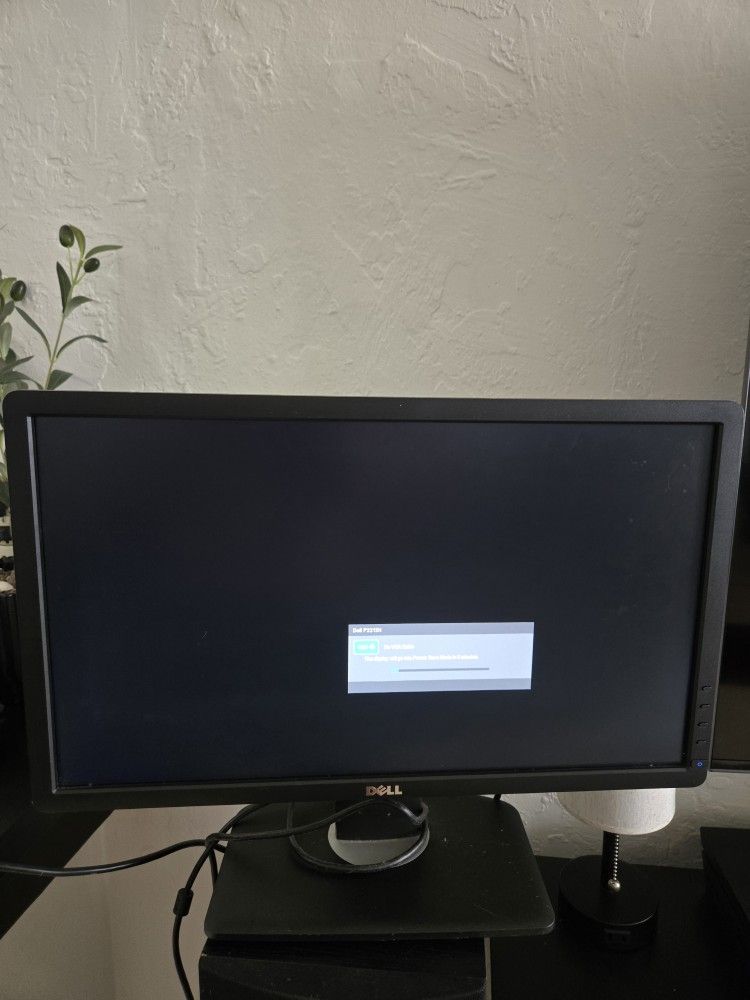 Dell P2212HB 21.5 inch Widescreen 1080p LCD Monitor DVI VGA w/ Adjustable Stand
