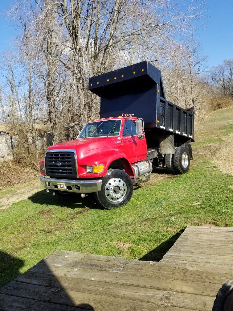 1998 Ford F-800