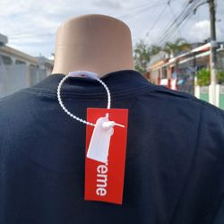 Supreme 2Pac Hologram Tee