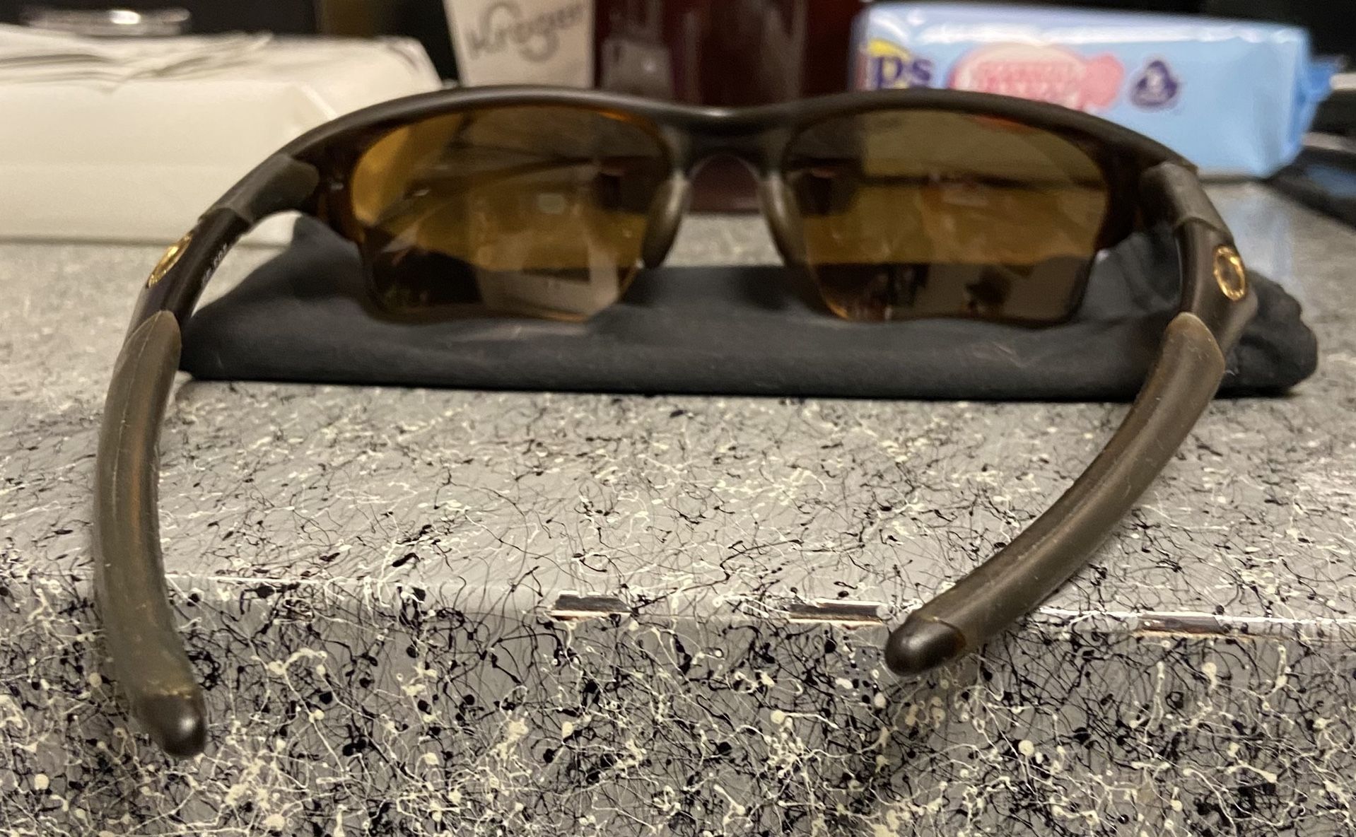 OAKLEY FLAK JACKET 1.0 Sunglasses Rootbeer w/ Gold Iridium