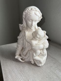 New Mary And Baby Jesus, Woman And Child Porcelain Figurine 9 Inch
