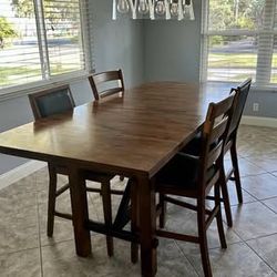 Counter-Height Dining Table Set - Excellent Condition