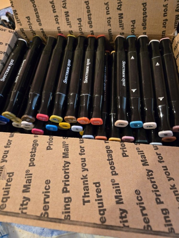 114 SPECTRUM NOIR MARKERS