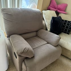 Recliner Chair 