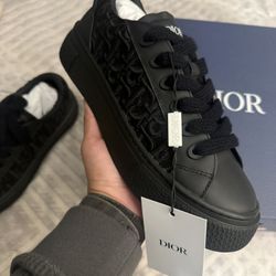 DIOR B33 BLACK