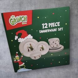 The Grinch Holiday Dr. Seuss 12 Piece Dinnerware Set New