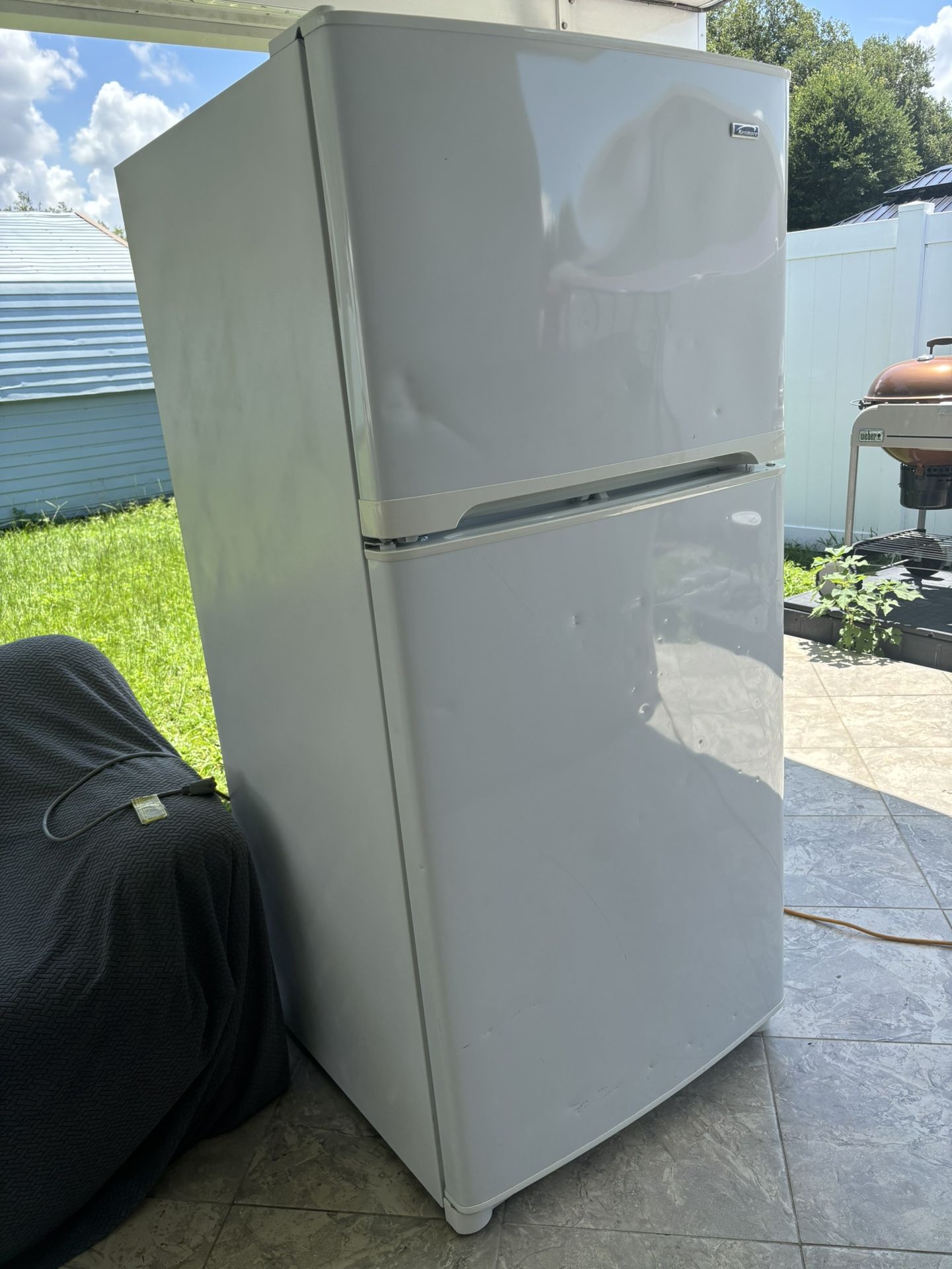 Refrigerator