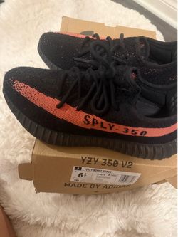 350 Yeezys