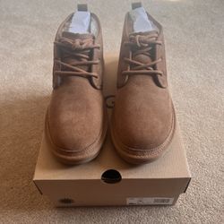 BRAND NEW NEUMEL UGGS SIZE 9