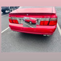 Clean title, barely 131,000 miles, tinted windows, white lights