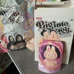 Labubu Big Into Energy: Loyalty