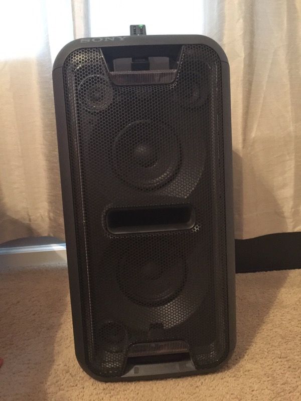 Awesome Sony GTK-XB7!
