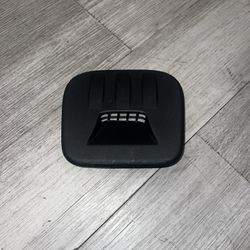 2017-2025 CHRYSLER PACIFICA REAR RH SIDE FLOOR VENT OUTLET TRIM COVER OEM