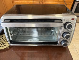 BLACK+DECKER 4-Slice Toaster Oven - Gray