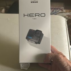 GoPro Hero - Compact Waterproof Action Camera with 4K Ultra HD Video, 12MP Photo, Touch Screen