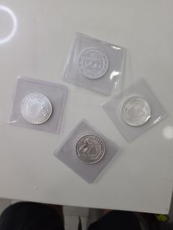 1 one ounce of fine silver .999