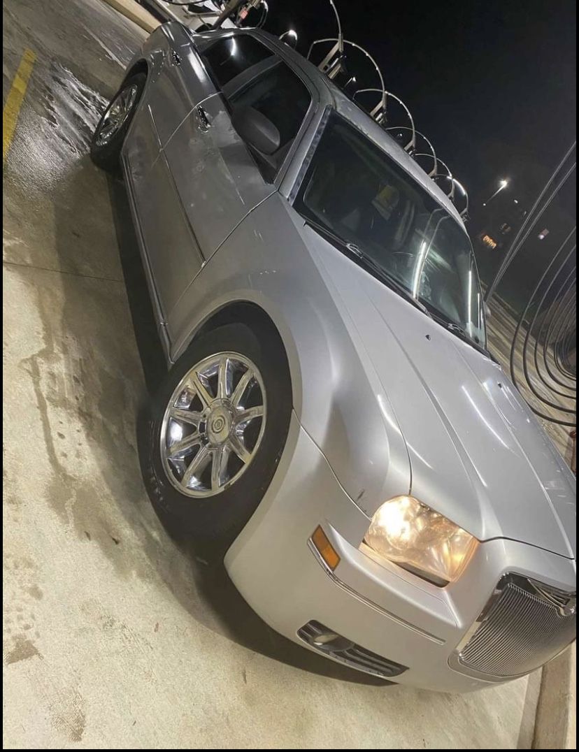 2005 Chrysler 300