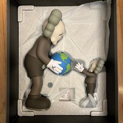 Kaws The Promise Vinyl Figure | Brown for Sale in Queens, NY