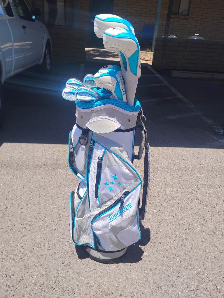 Golf Clubs! Women's Tour Edge Complete Set!