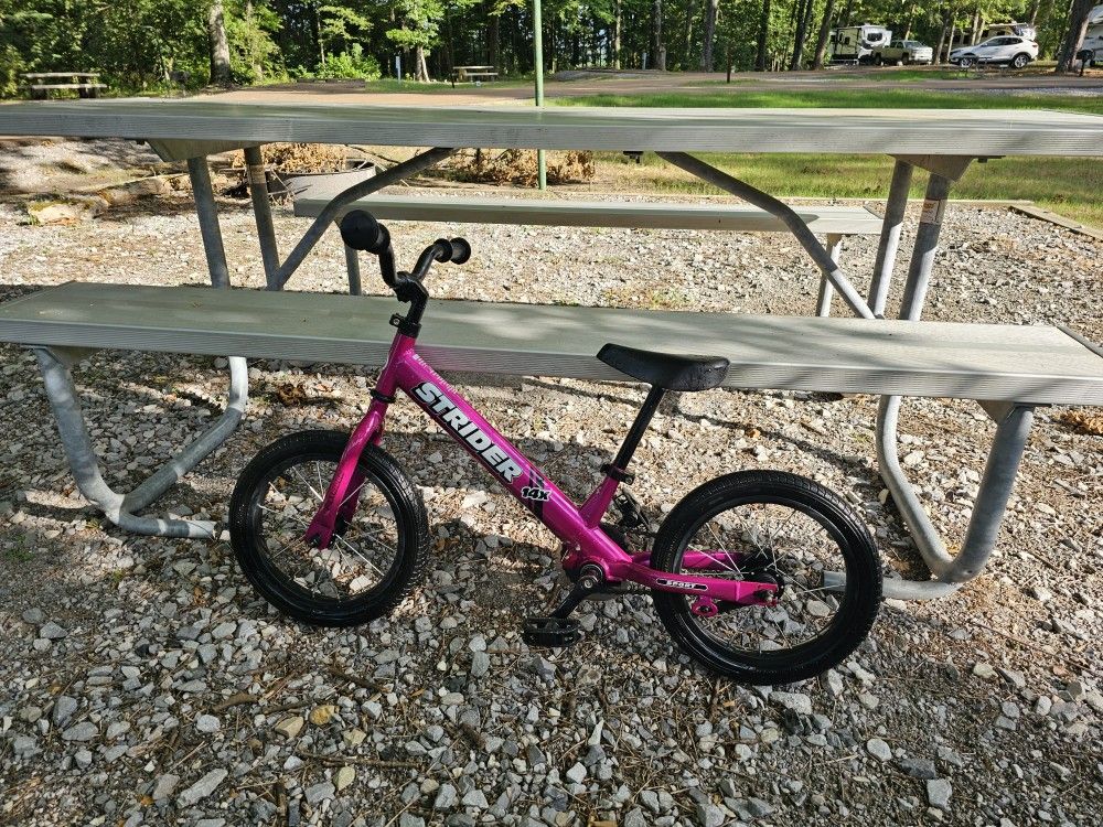  Strider 14x Kids Balance Bike