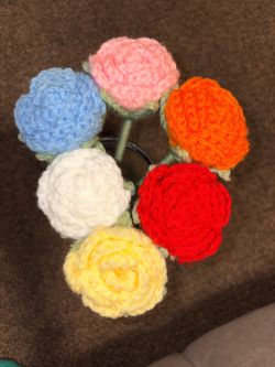 Mother’s Day crochet roses