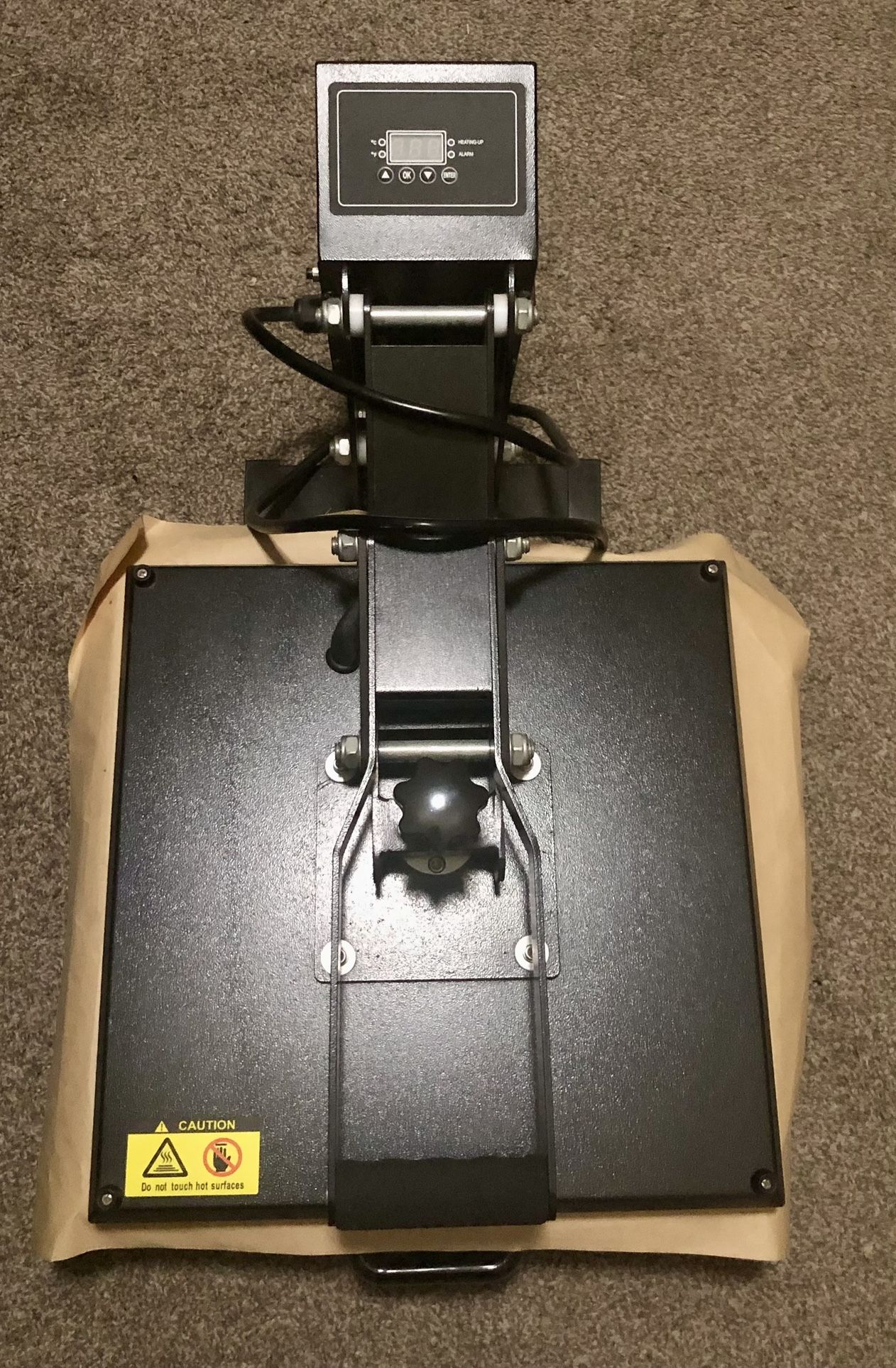 🔥 15” x 15” Heat Press – Model TLM 13112 🔥 Like New – $200 (OBO)