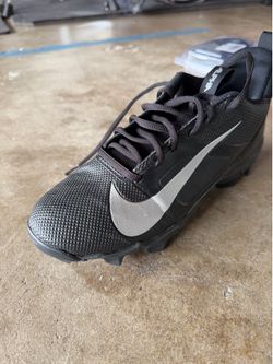 Football Cleats - Nike Young Men/Adult size 7.5