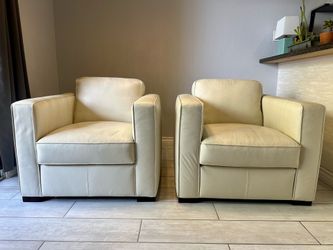 Natuzzi Pair of Leather Side Chairs