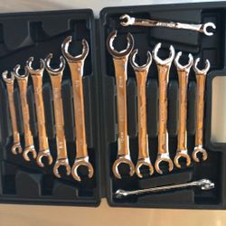 12pc Took Set 