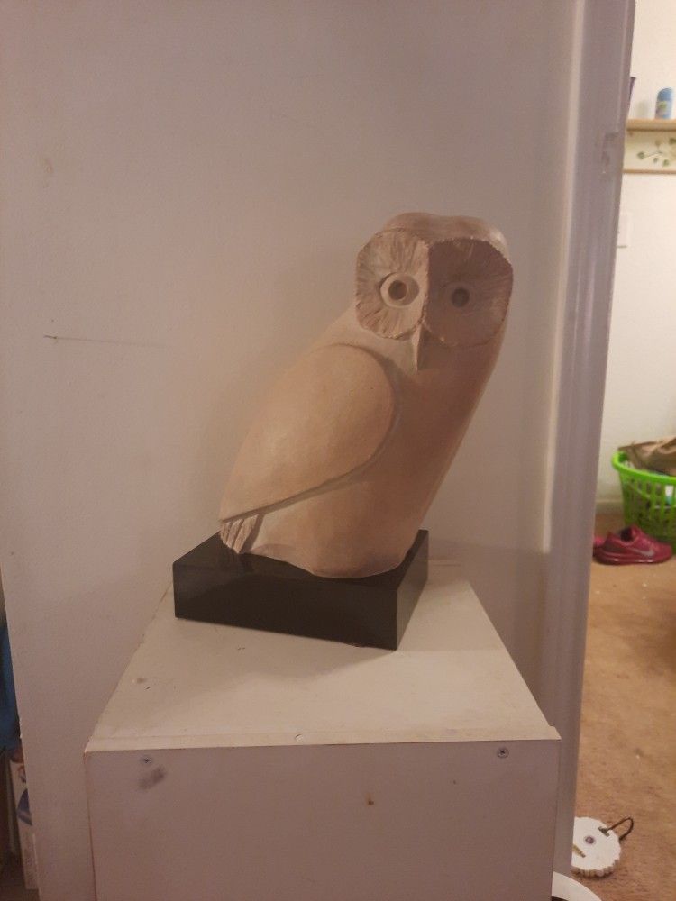 Vintage Austin Owl Sculpture 1982