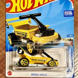 New From 2021 Hotwheels Draggin’ Wagon Treasure Hunt Car 