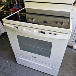 Whirlpool Glasstop Range/stove/oven <delivery Available>