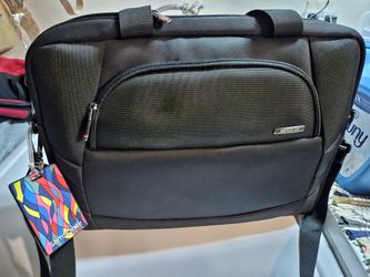 Samsonite Laptop Bag With Smart Sleeve For Luggage